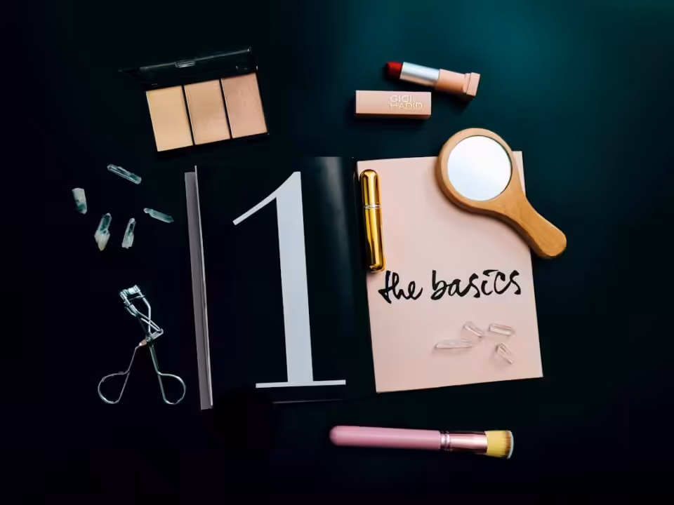 Les indispensables pour bien commencer l&rsquo;aquarelle : guide du matériel pour débutants