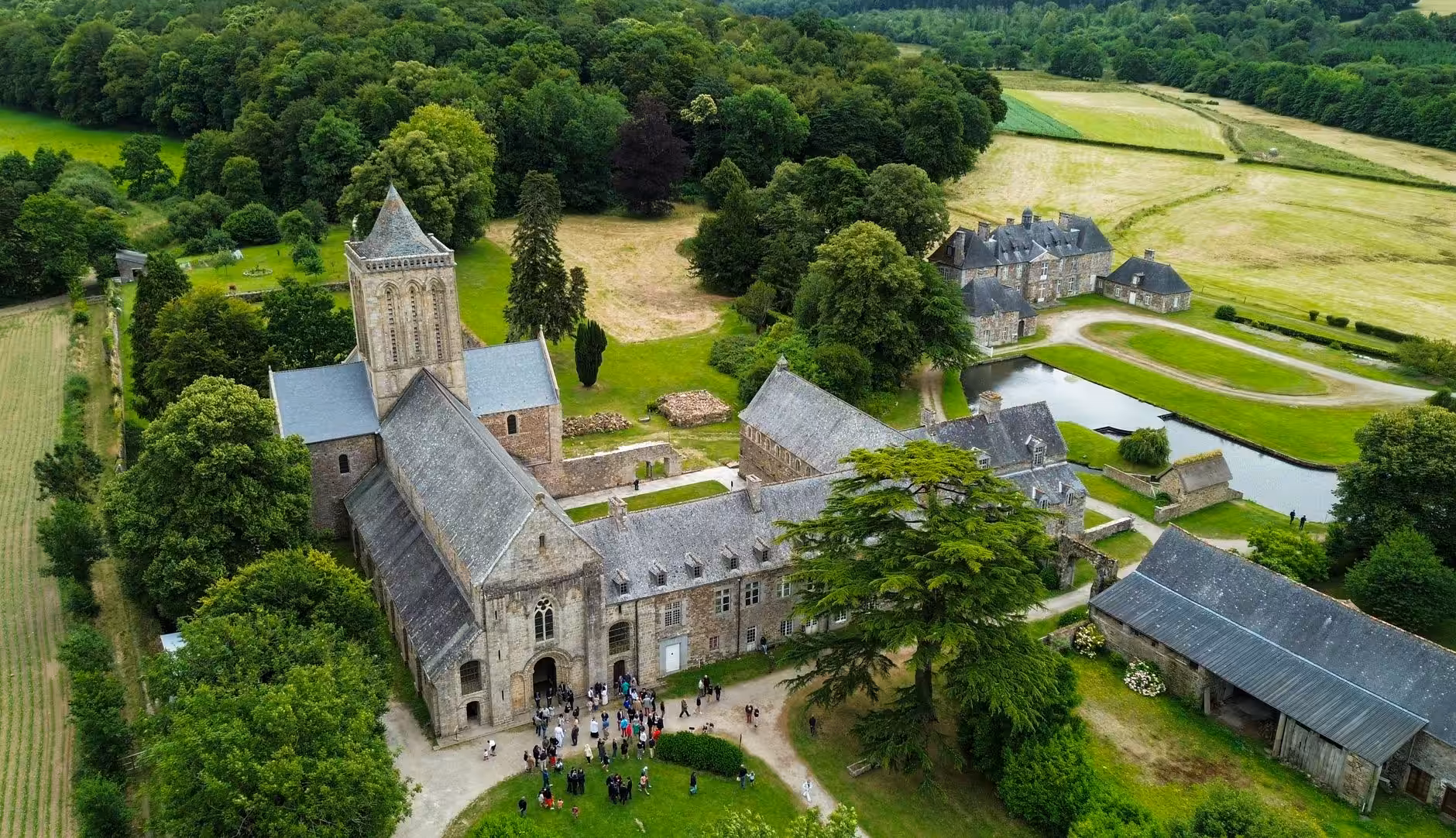 Que faire à Nevers : découvrez la Nièvre autrement